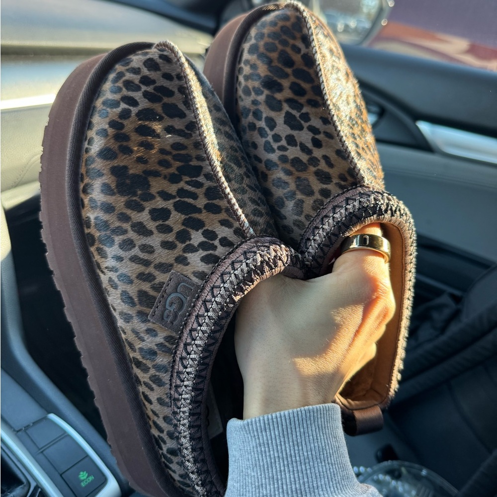 UGG Men's Brown Leopard Loafers